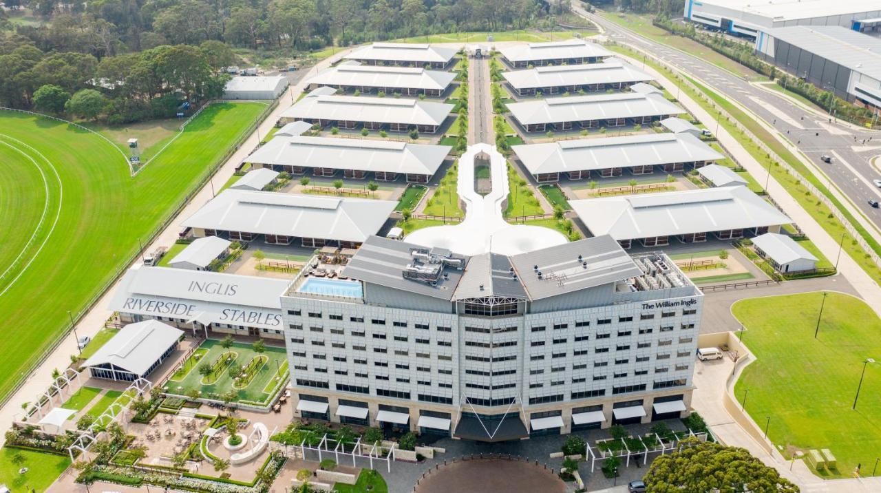 The William Inglis Mgallery Warwick Farm Exterior foto Aerial view of the hotel